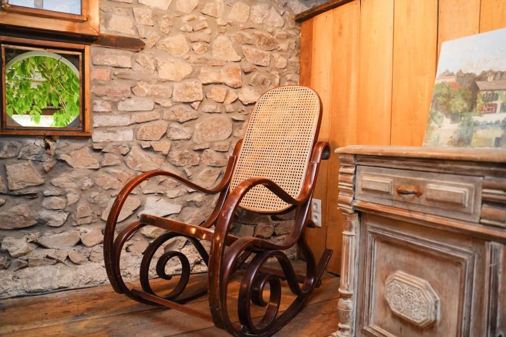 Maison Vigneron - Maison Et Studio Saint-Didier-sur-Beaujeu Экстерьер фото